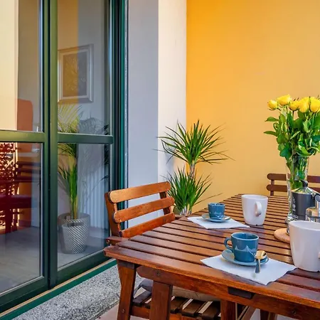 Residential Con Balcone Апартаменты