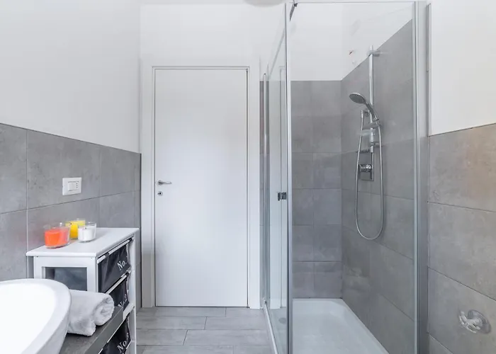 Residential Con Balcone Парма