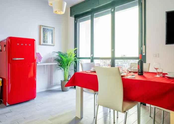 아파트 Residential Con Balcone *