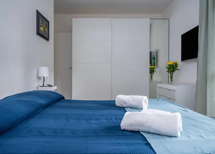 Residential Con Balcone