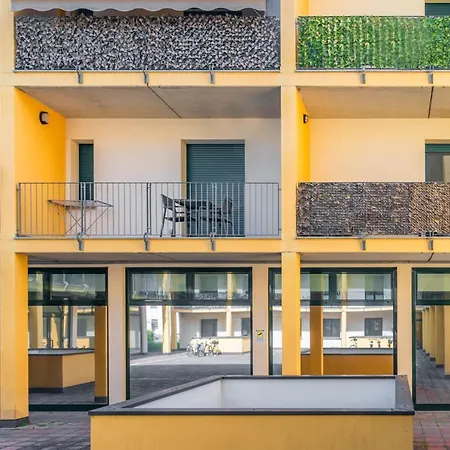 Residential Con Balcone Appartement Parma